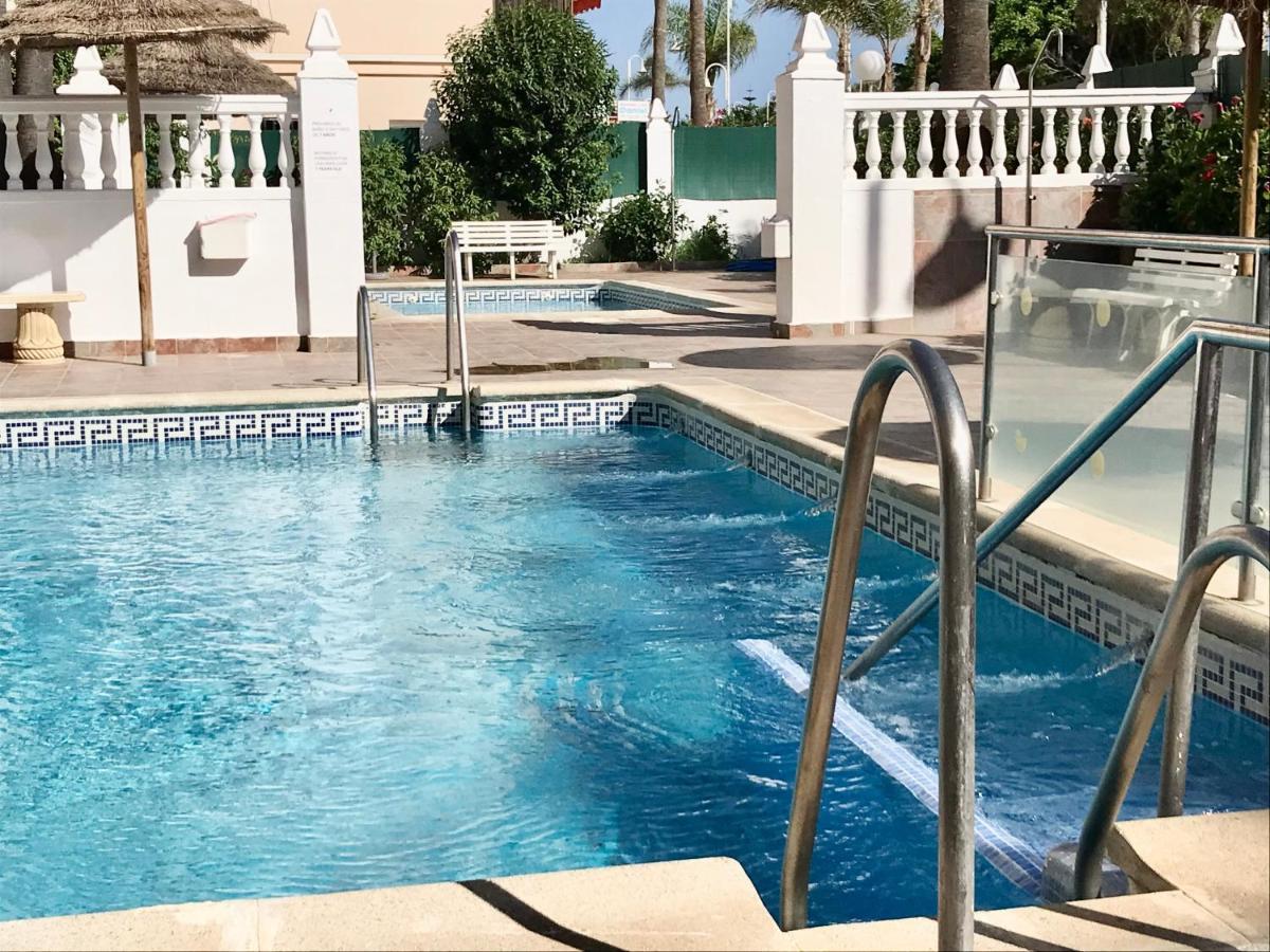 Apartamento 2 Dormitorios En Primera Linea De Playa San Cristobal Almuñécar Екстериор снимка