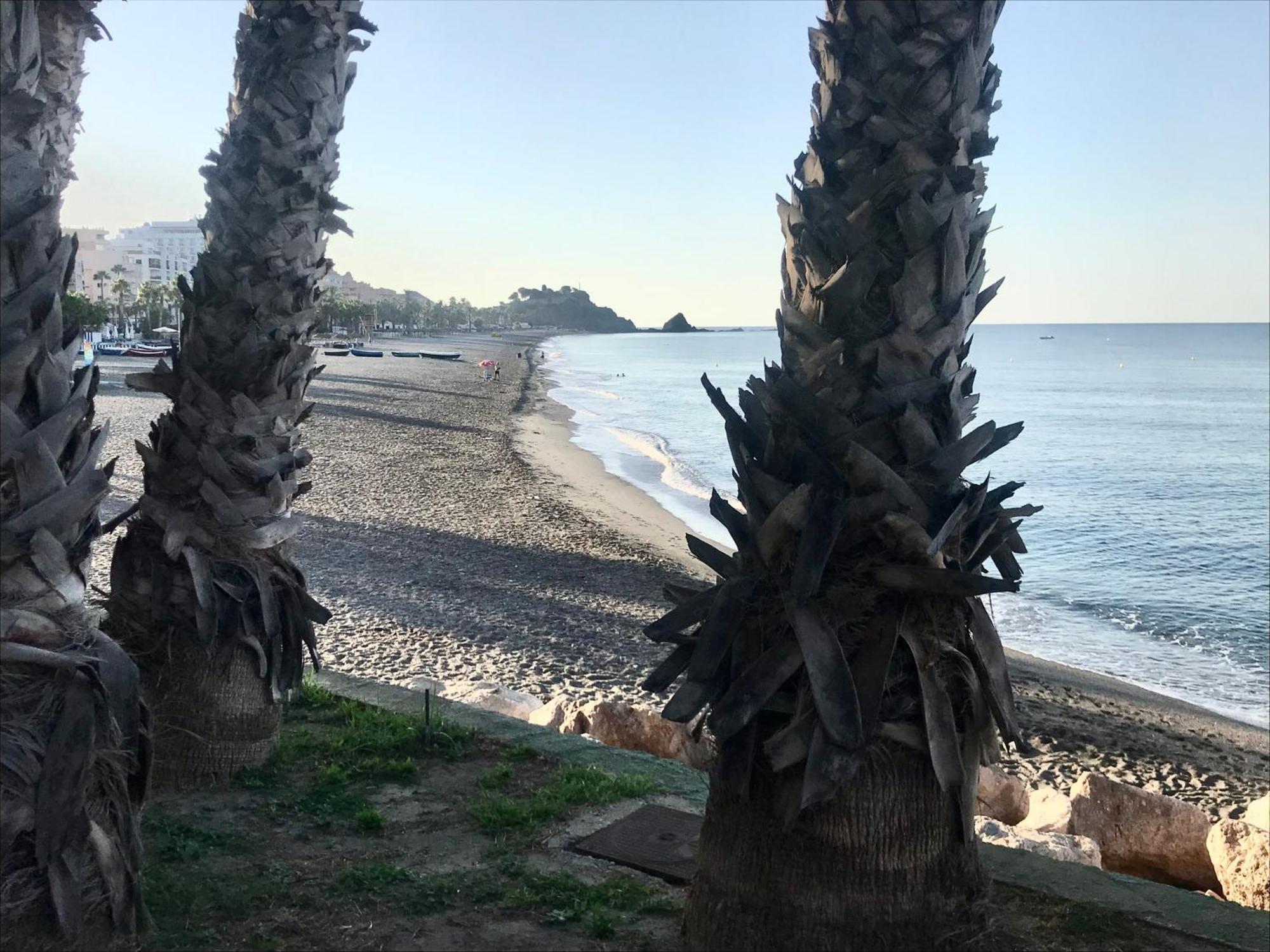 Apartamento 2 Dormitorios En Primera Linea De Playa San Cristobal Almuñécar Екстериор снимка